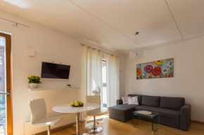 Отель Küüni 5B Apartment  Тарту